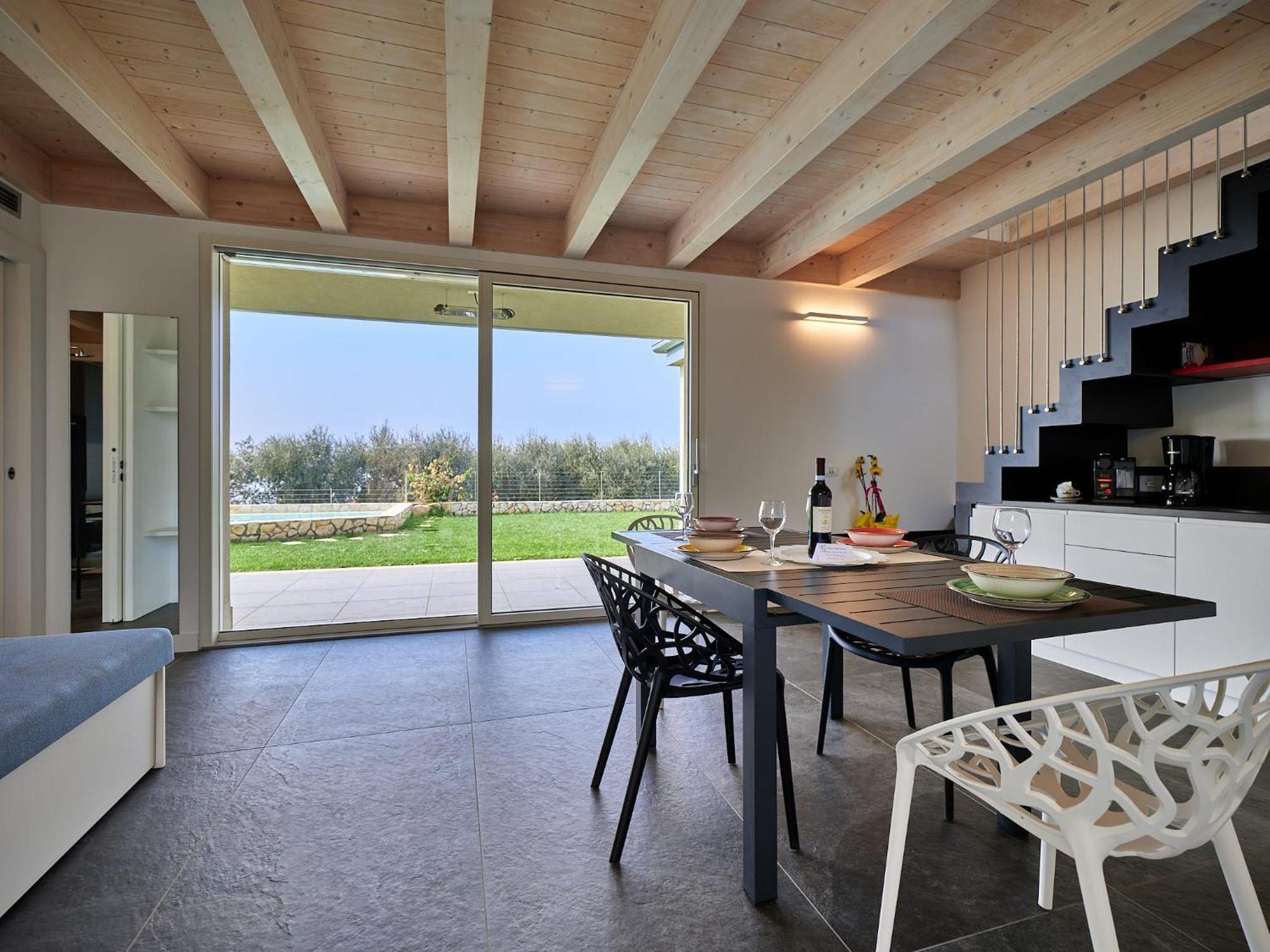 Villa Sunny Lake Suites Бардолино Экстерьер фото