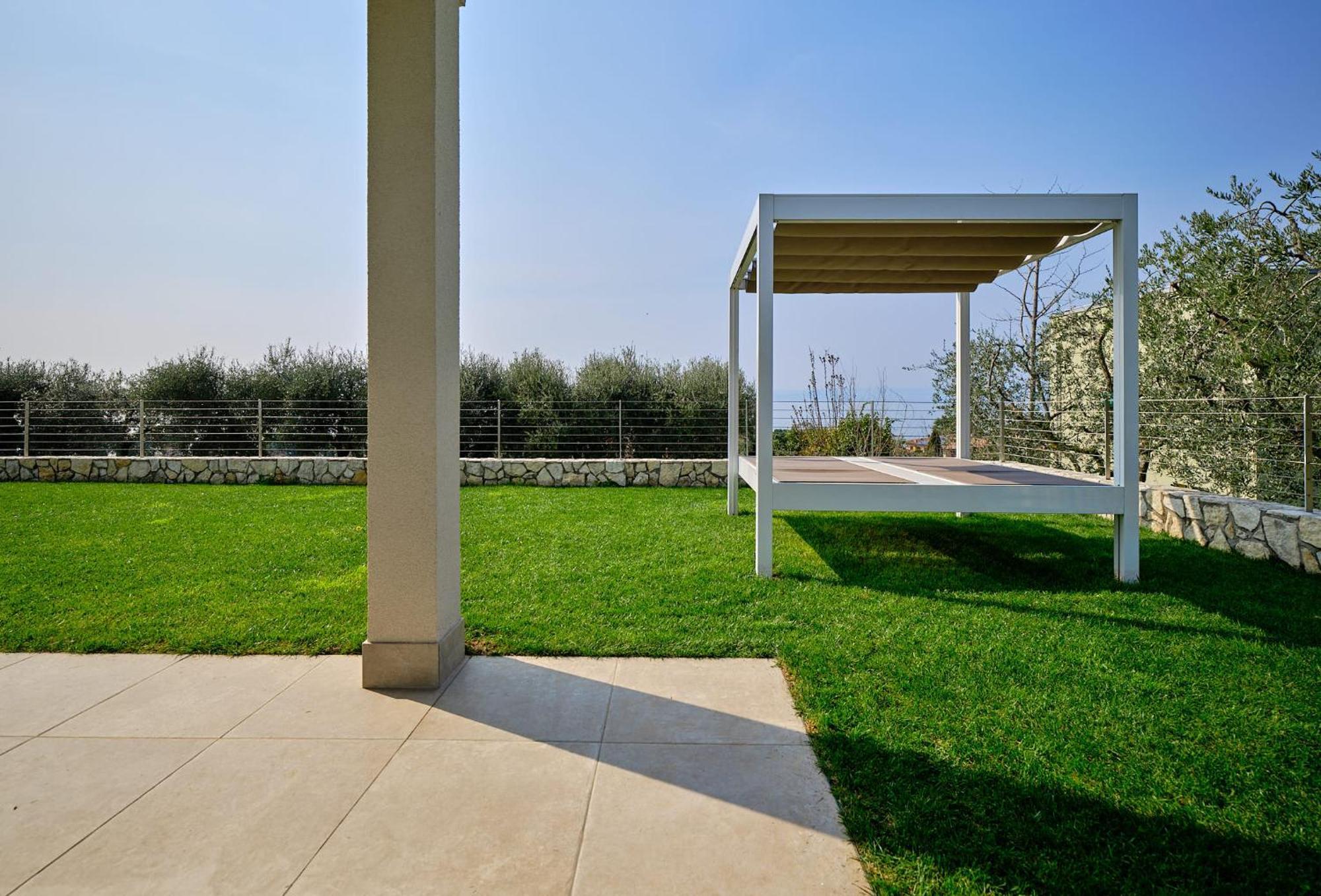 Villa Sunny Lake Suites Бардолино Экстерьер фото