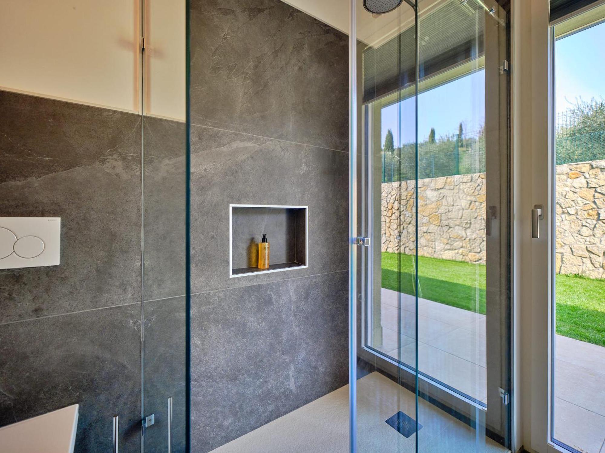 Villa Sunny Lake Suites Бардолино Экстерьер фото